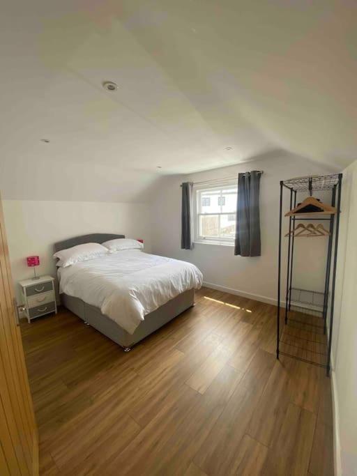 Truro City Escape Buitenkant foto
